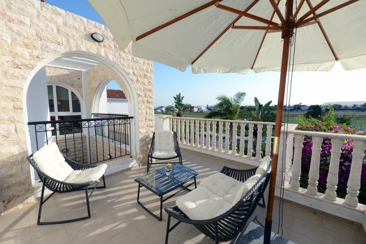 Villa Karythia Pyla Exterior foto